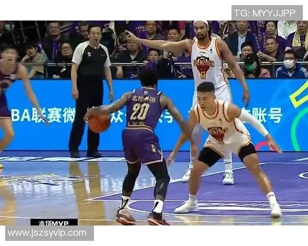 CBA精彩对决北控队迎战深圳队直播盛况全程回顾